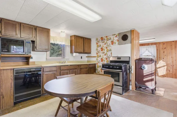 $249,000 | 70 Wild Ammonoosuc Road, Haverhill, NH 03785