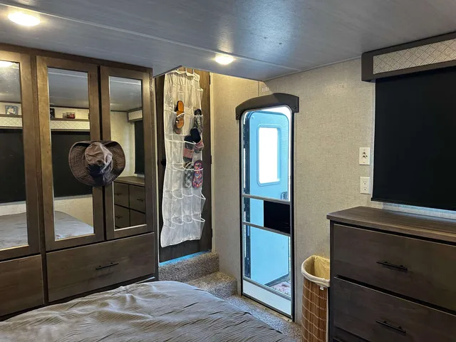 $279,900 | 78 Way Lane Extension, Bridport, VT 05734