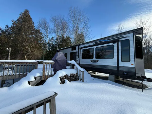 $269,900 | 78 Way Lane Extension, Bridport, VT 05734