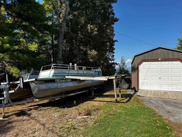 $279,900 | 78 Way Lane Extension, Bridport, VT 05734