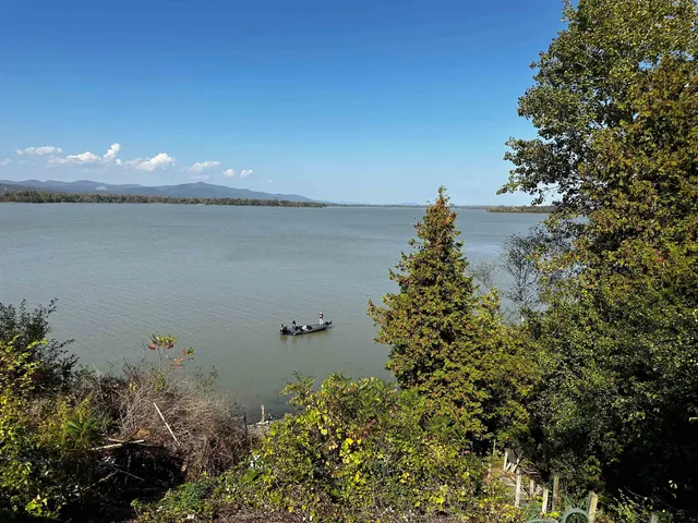 $279,900 | 78 Way Lane Extension, Bridport, VT 05734