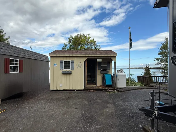 $269,900 | 78 Way Lane Extension, Bridport, VT 05734