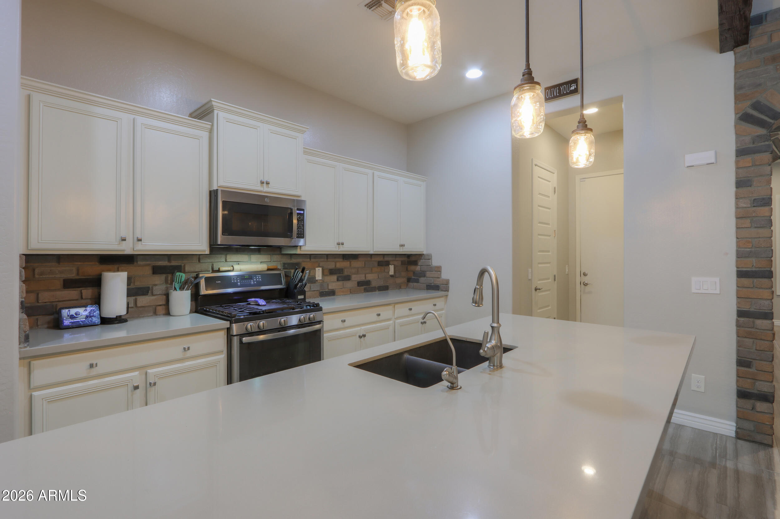 20343 East Russet Road Queen Creek, AZ 85142 - Photo 9 of 43 19