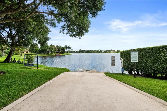 $6,900 | 1560 Yachtman Place, Wellington, FL 33414