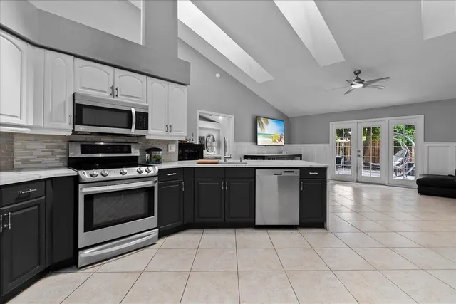 $6,900 | 1560 Yachtman Place, Wellington, FL 33414