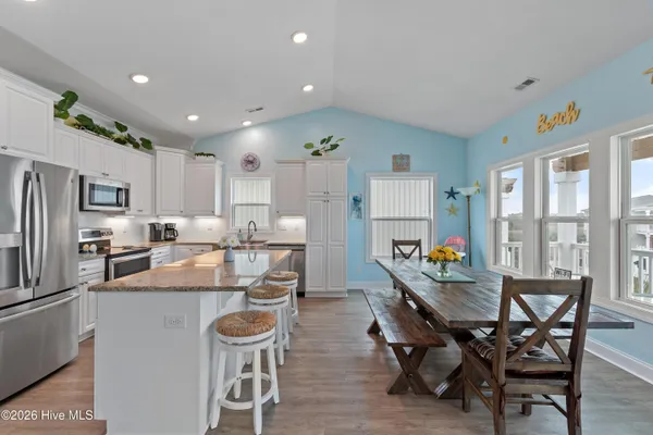 $1,450,000 | 115 Deal Drive, Holden Beach, NC 28462