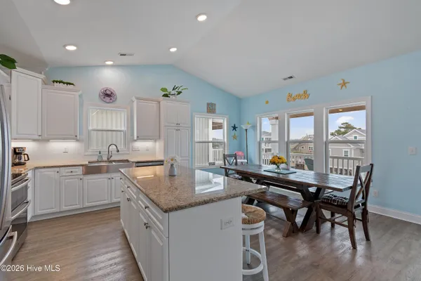 $1,450,000 | 115 Deal Drive, Holden Beach, NC 28462