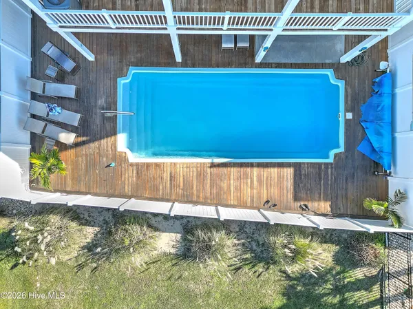 $1,450,000 | 115 Deal Drive, Holden Beach, NC 28462