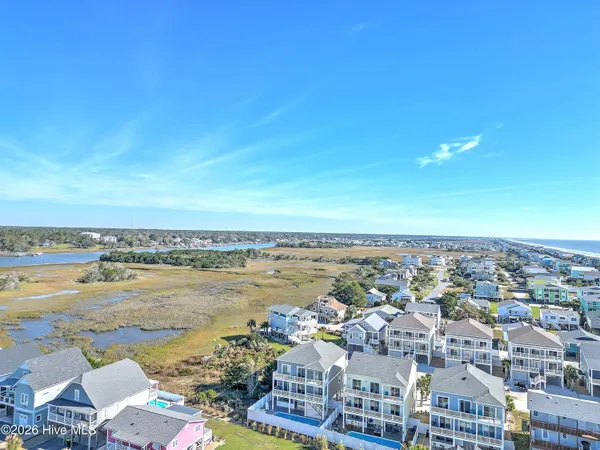 $1,450,000 | 115 Deal Drive, Holden Beach, NC 28462