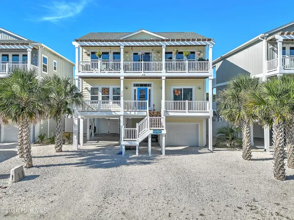$1,450,000 | 115 Deal Drive, Holden Beach, NC 28462