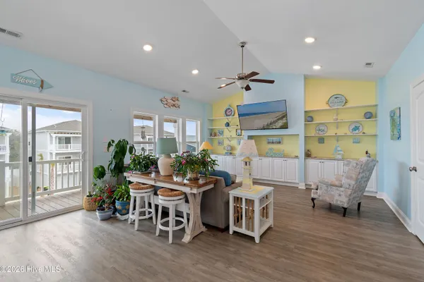 $1,450,000 | 115 Deal Drive, Holden Beach, NC 28462