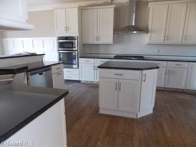 7757 Sutter Road Greensboro, NC 27455 - Photo 4 of 16 Kitchen.