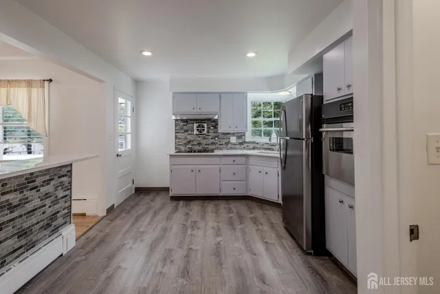 $3,499 | 77 Irvington Avenue, Somerset, NJ 08873