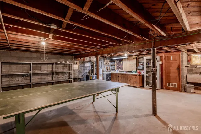 $3,499 | 77 Irvington Avenue, Somerset, NJ 08873