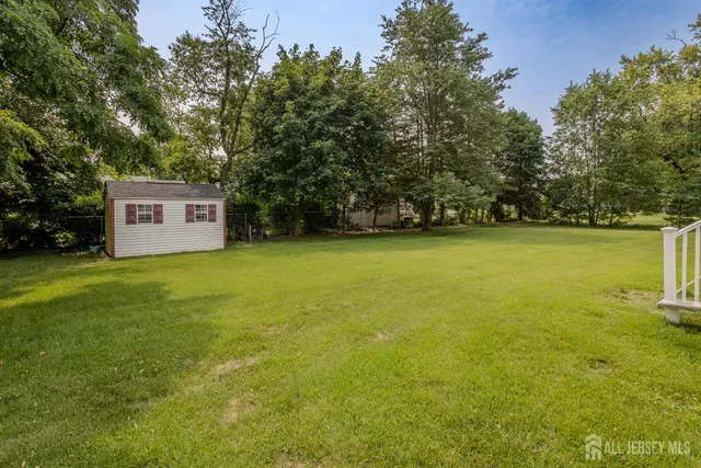 $3,499 | 77 Irvington Avenue, Somerset, NJ 08873