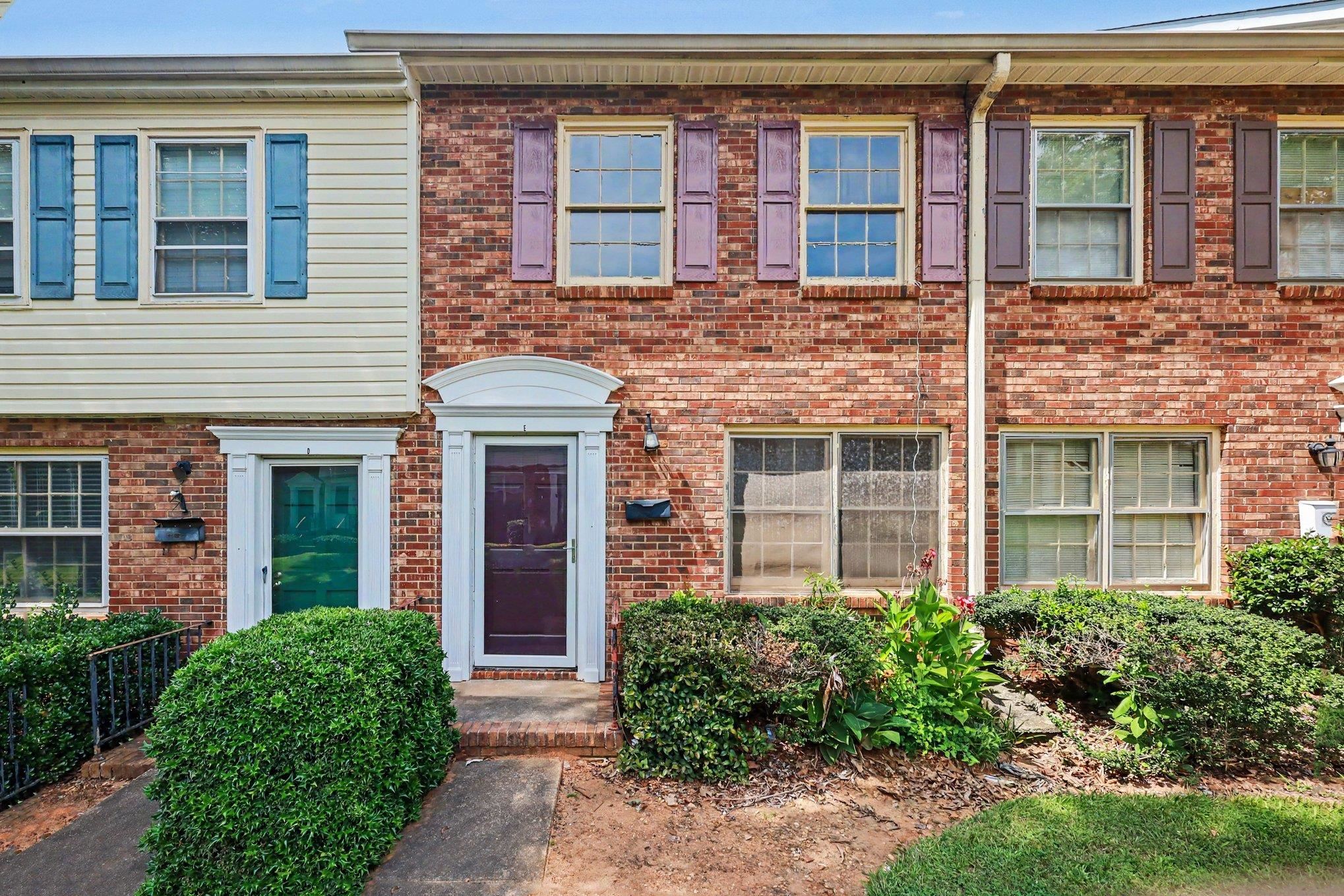 1446 Dover Road Spartanburg, SC 29301 - Photo 2 of 26
