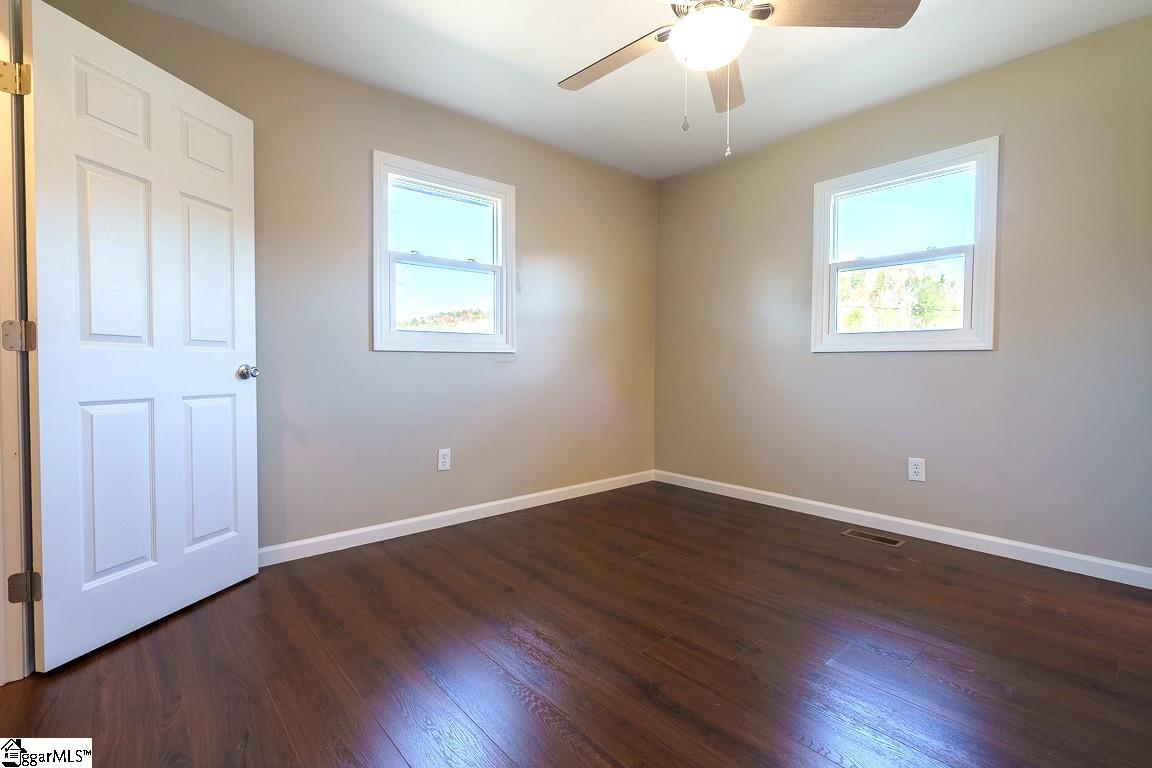 114 Pittman Road Marietta, SC 29661 - Photo 15 of 32 Gallery Image 15