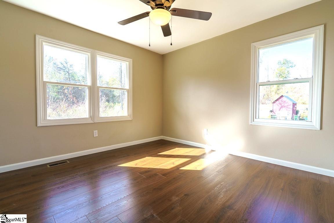 114 Pittman Road Marietta, SC 29661 - Photo 17 of 32 Gallery Image 17