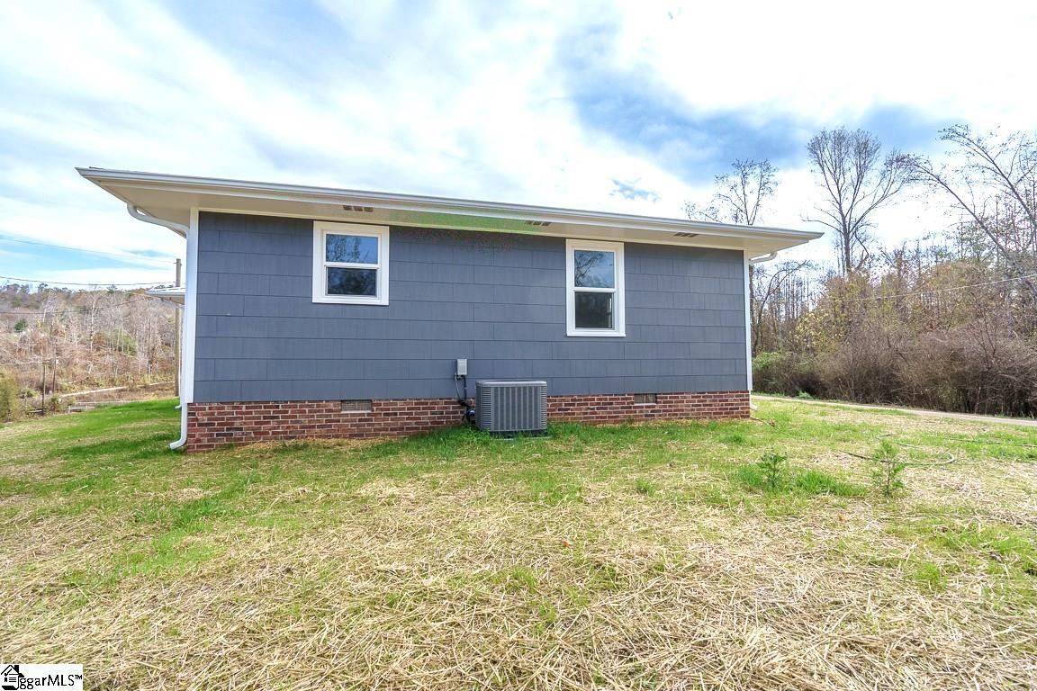 114 Pittman Road Marietta, SC 29661 - Photo 27 of 32 Gallery Image 27