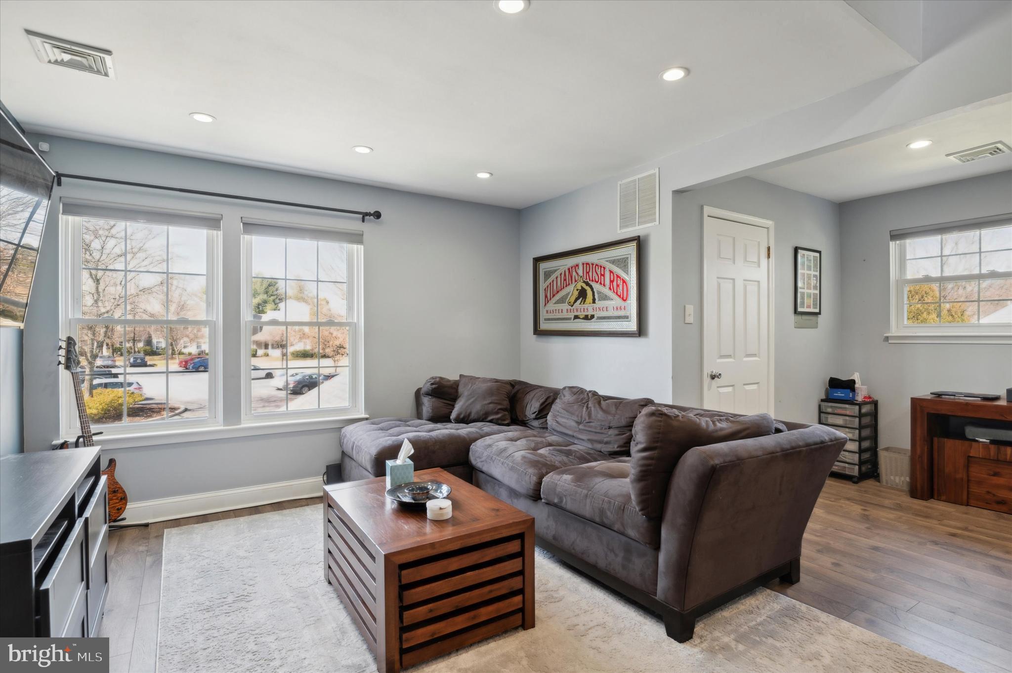 903 Railway Square, Unit 50 West Chester, PA 19380 - Photo 4 of 21 LIVING ROOM