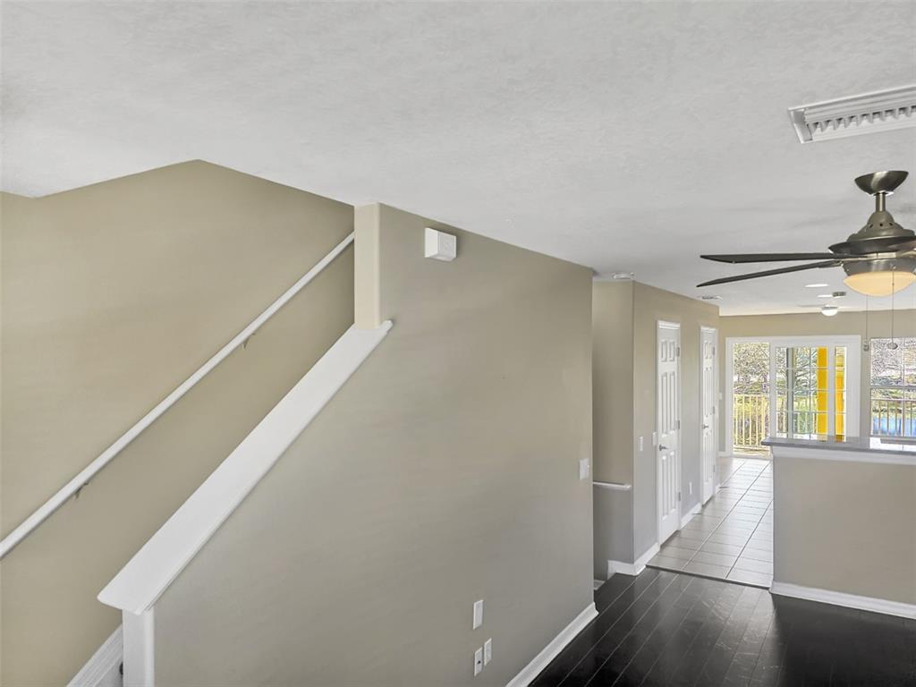 8716 Spruce Hills Court Lakewood Ranch, FL 34202 - Photo 8 of 17