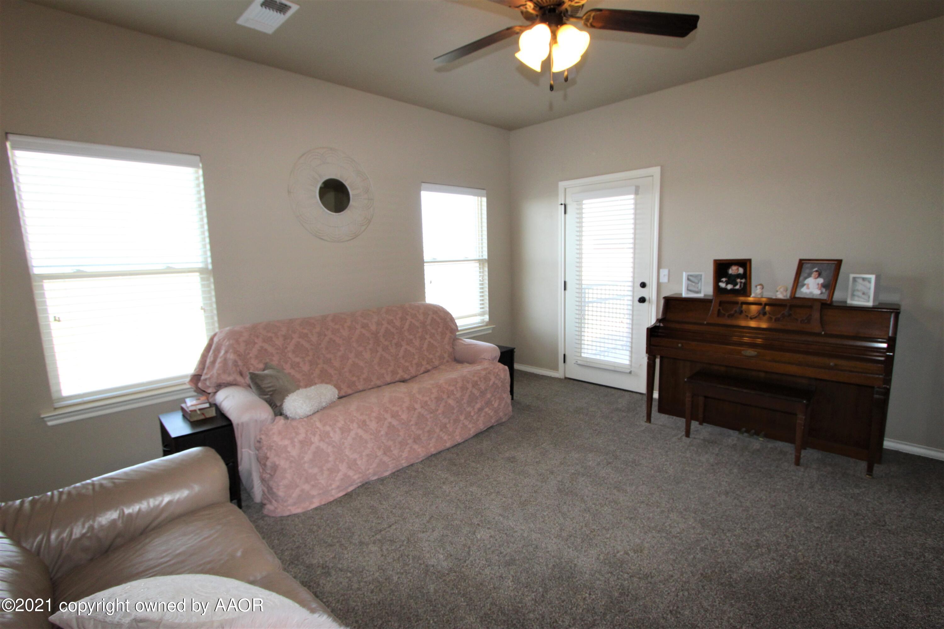 19150 Stone Creek Road Amarillo, TX 79124 - Photo 35 of 50 2nd Living Area