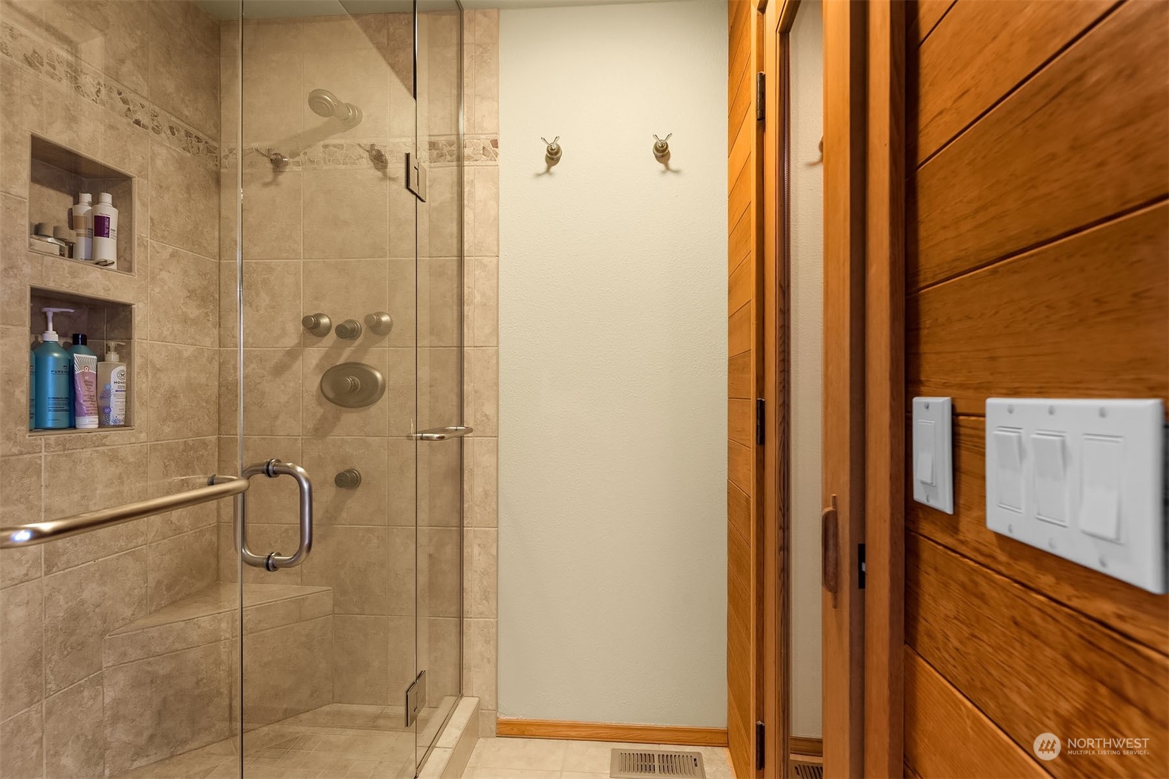 49 Strawberry Point Road Bellingham, WA 98229 - Photo 22 of 40 a bathroom with a shower