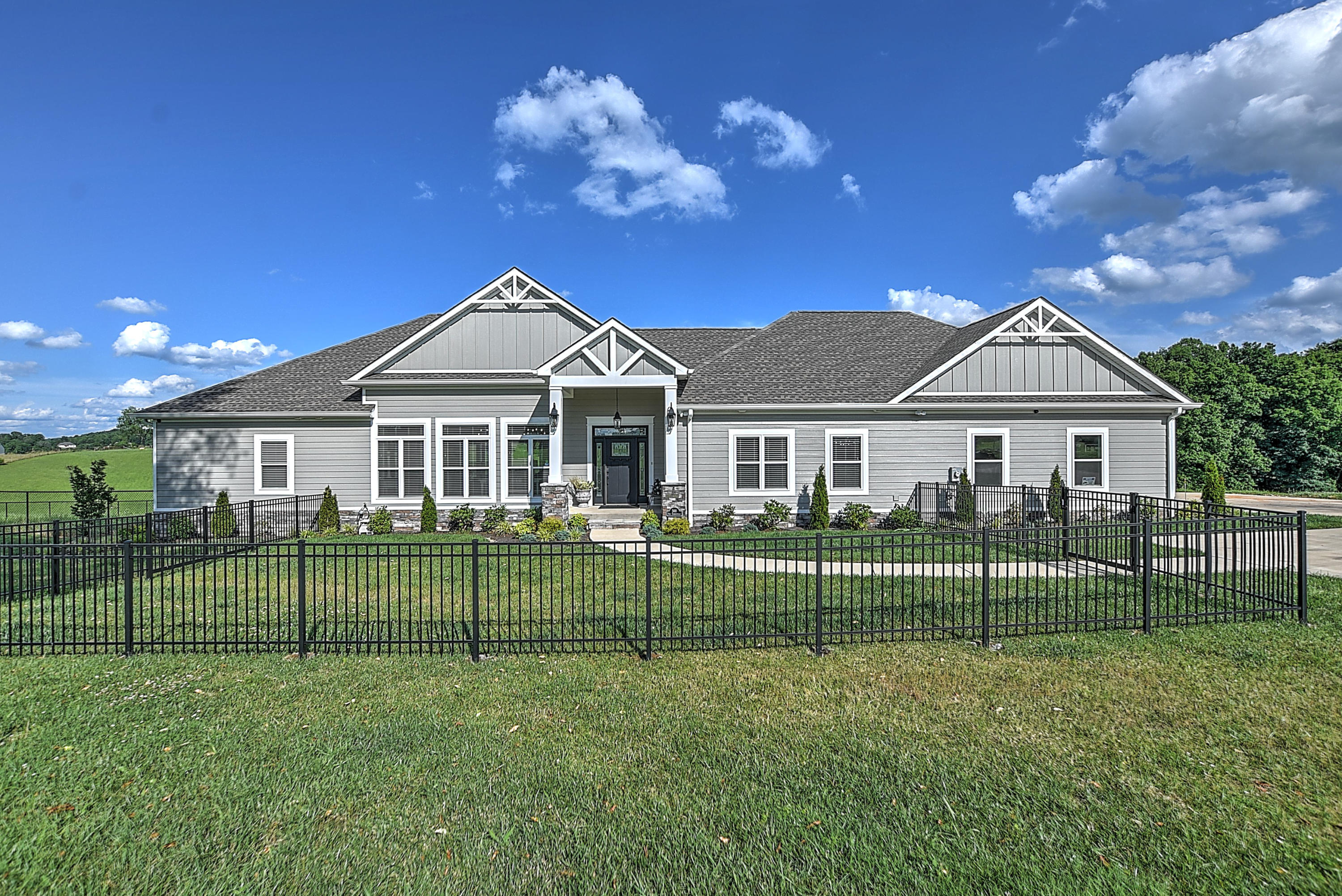 568 Old Embreeville Road Jonesborough, TN 37659 - Photo 6 of 74 568 Old Embreville-2