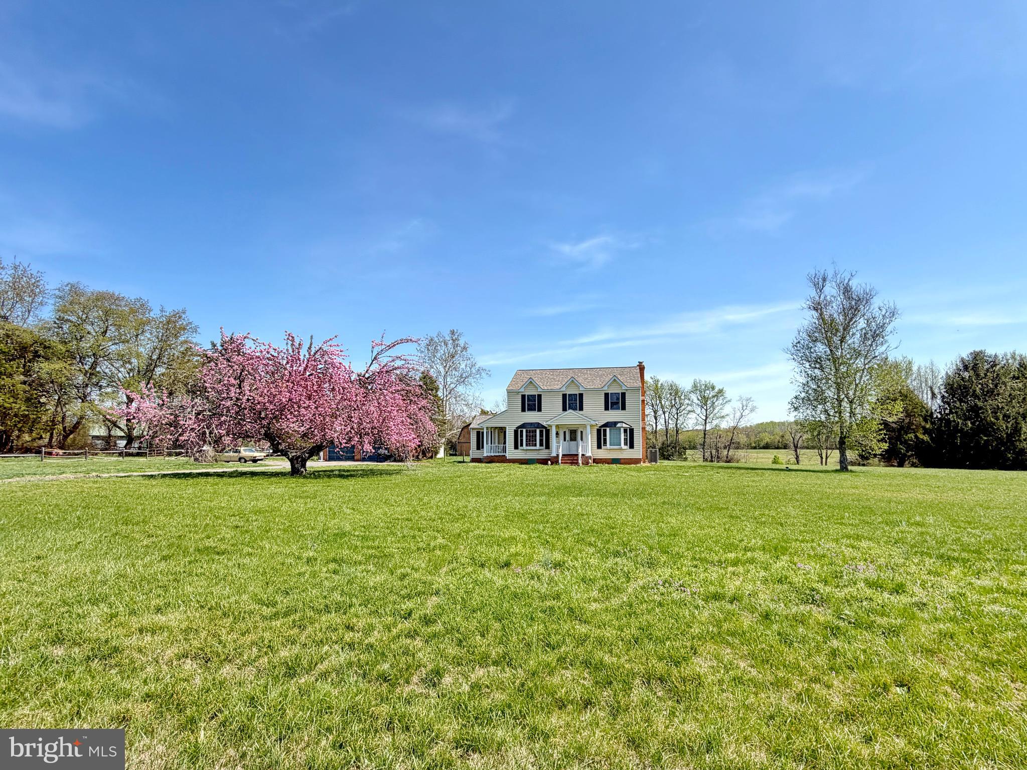 Gorgeous Level 10+ Acre Property