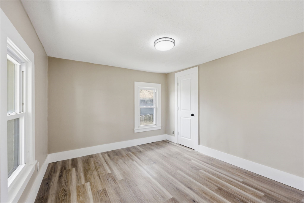 20 Conklin Street Springfield, MA 01109 - Photo 18 of 25