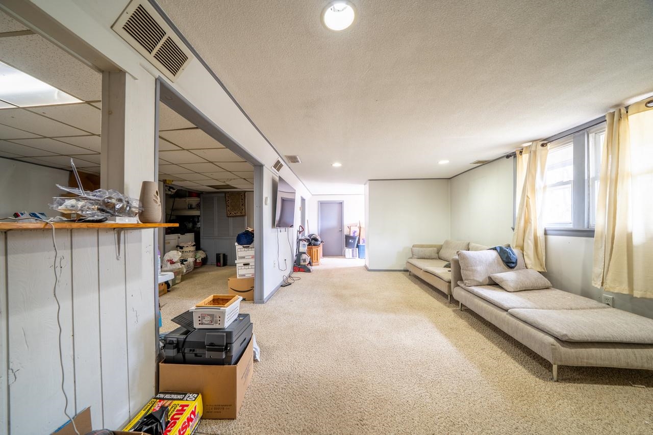 2 Gregoire Street Derry, NH 03038 - Photo 27 of 30