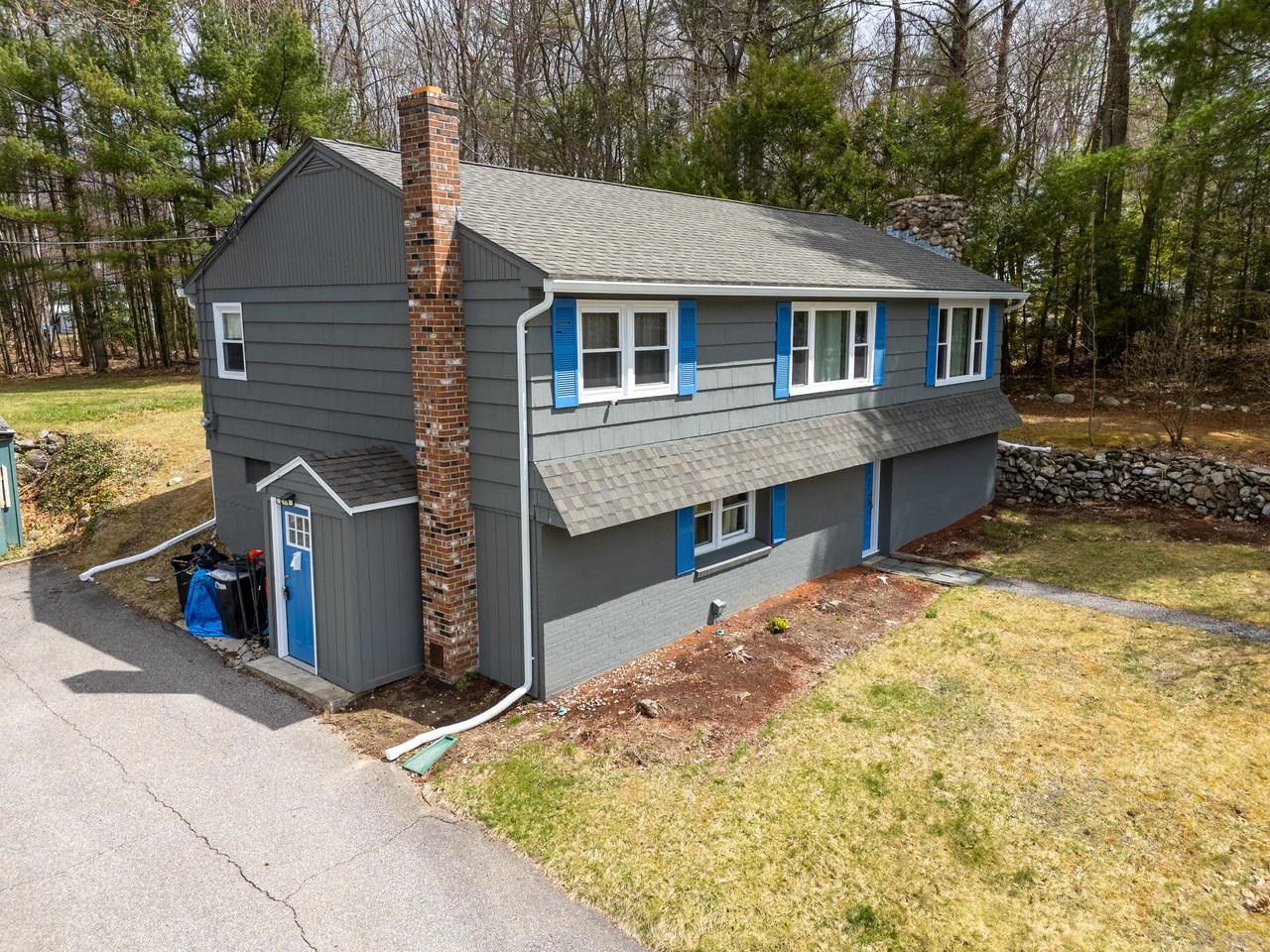 2 Gregoire Street Derry, NH 03038 - Photo 3 of 30