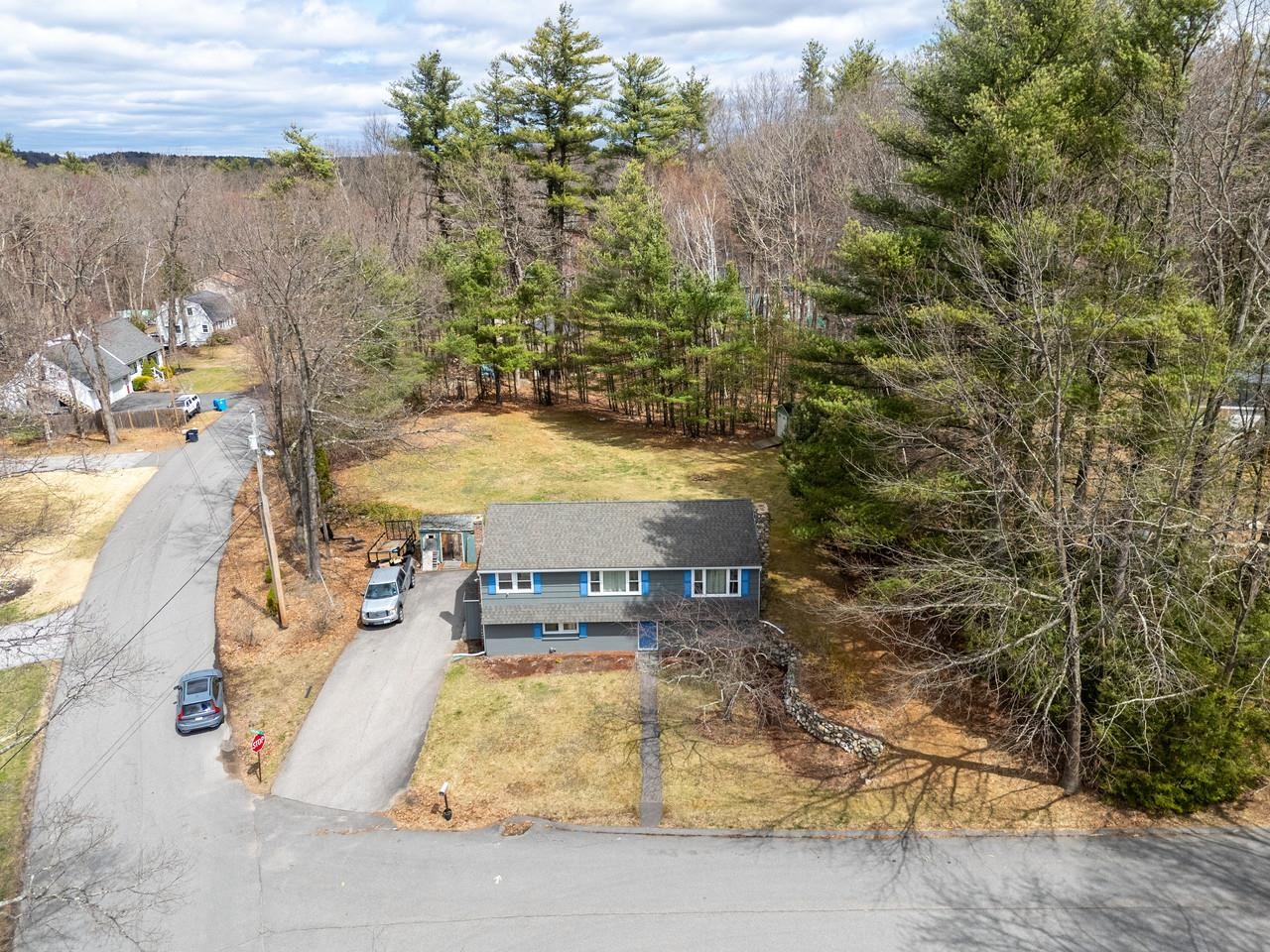 2 Gregoire Street Derry, NH 03038 - Photo 5 of 30