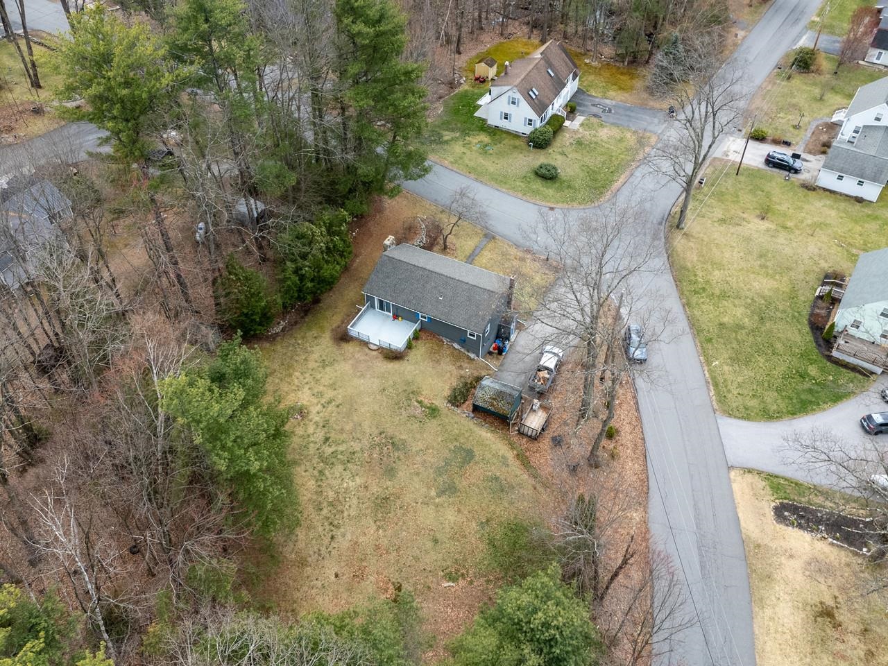 2 Gregoire Street Derry, NH 03038 - Photo 6 of 30