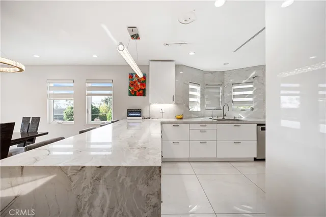 $1,999,000 | 515 La Loma Road, Glendale, CA 91206