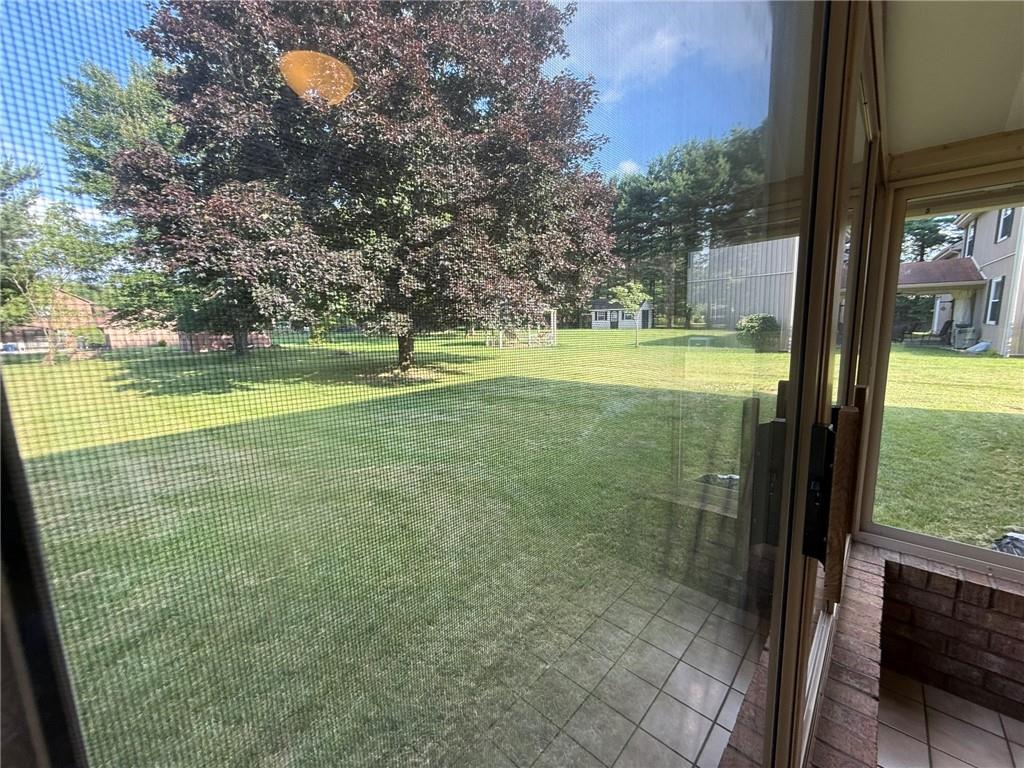 256 Finnin Road New Kensington, PA 15068 - Photo 2 of 44 Table top back yard