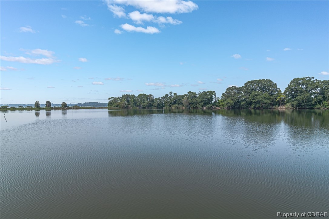 568 Captains Way Reedville, VA 22539 - Photo 42 of 49 Warhouse Creek - deep protected water!