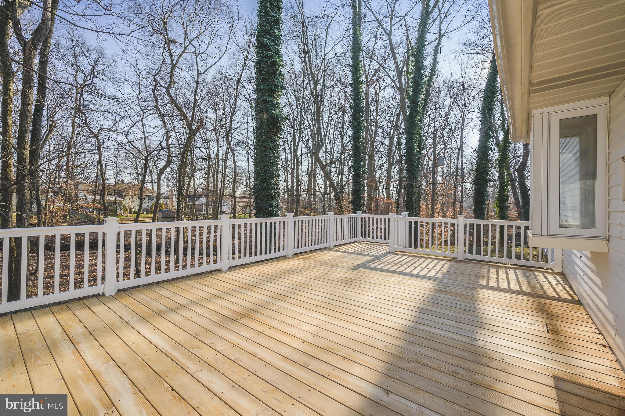 1114 Crestover Road Wilmington, DE 19803 - Photo 31 of 32 Back View with Deck