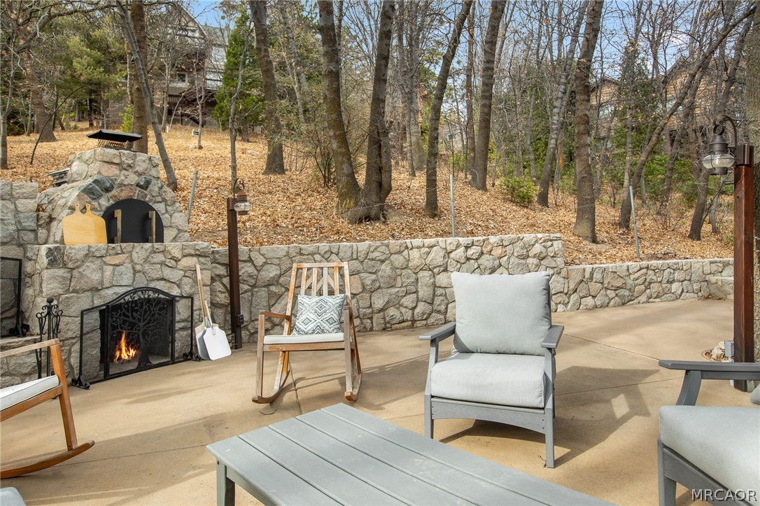 27516 West Shore Road Lake Arrowhead, CA 92352 - Photo 25 of 26