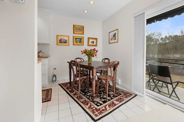 $595,000 | 1210 Greendale Avenue, Unit 340, Needham, MA 02492