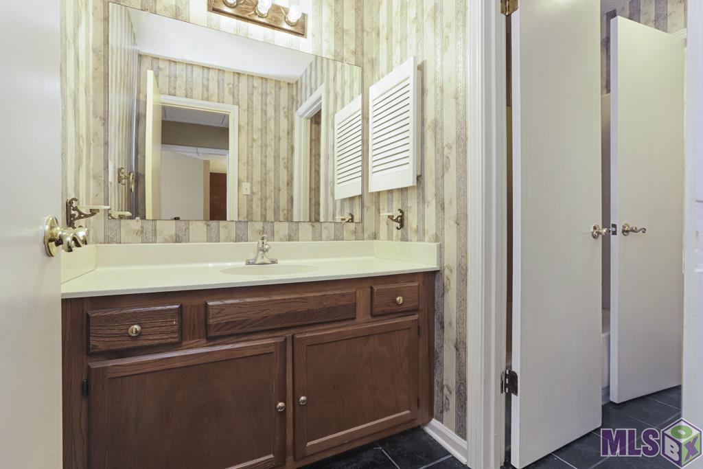 9336 Jefferson Highway Baton Rouge, LA 70809 - Photo 8 of 13