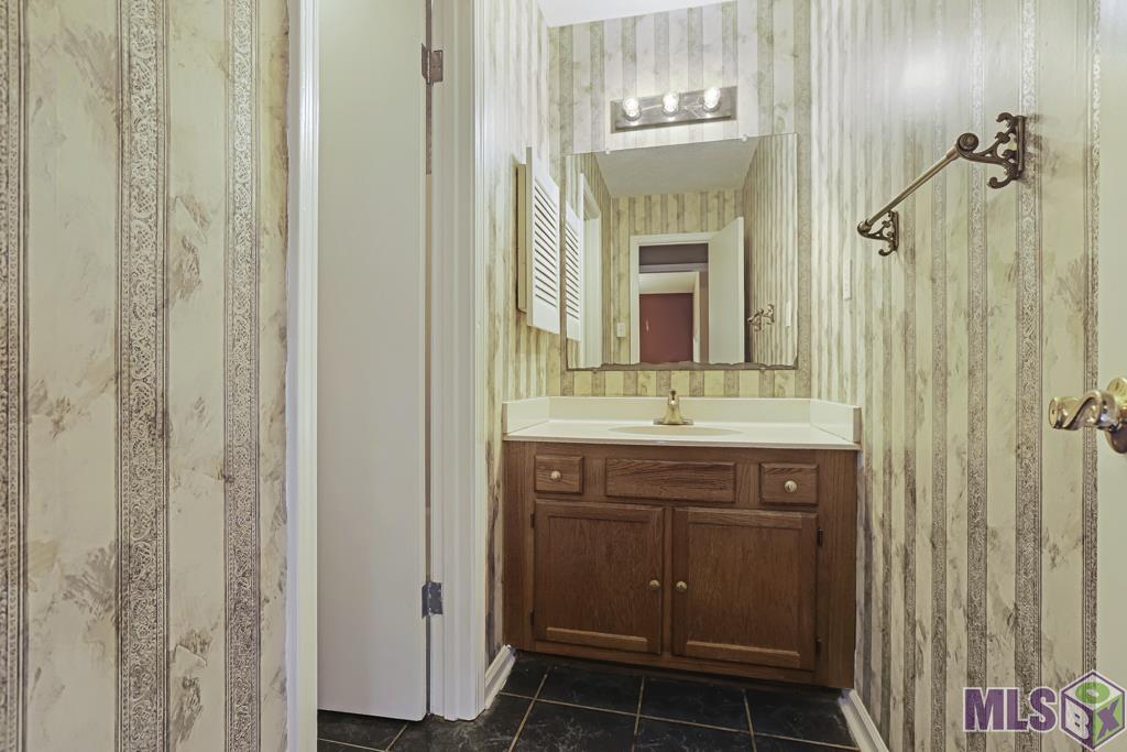 9336 Jefferson Highway Baton Rouge, LA 70809 - Photo 9 of 13