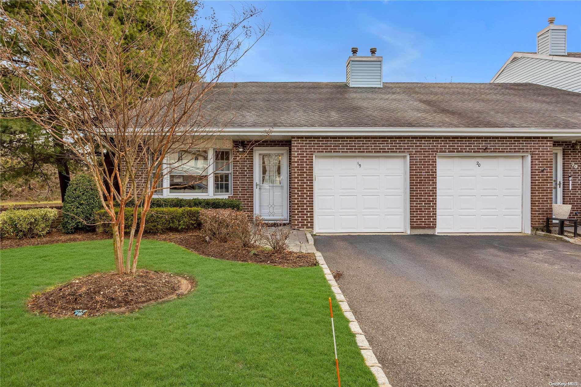 19 Sandy Hill Road, Unit 19 Commack, NY 11725 - Photo 1 of 1 Ranch Style Condo-1 Floor