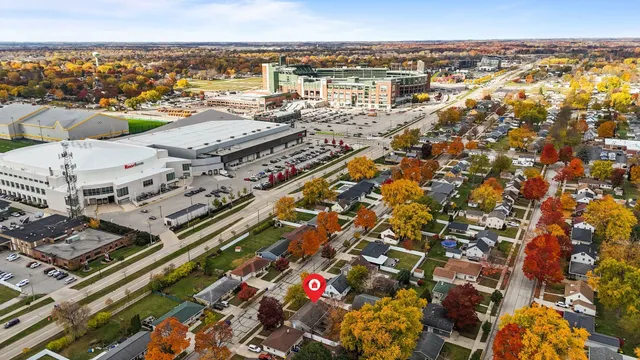 $524,900 | 1076 Shadow Lane, Green Bay, WI 54304