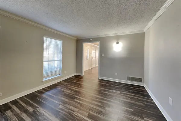 $2,595 | 7300 Big Bend Court, Fort Worth, TX 76137