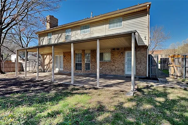 $2,595 | 7300 Big Bend Court, Fort Worth, TX 76137