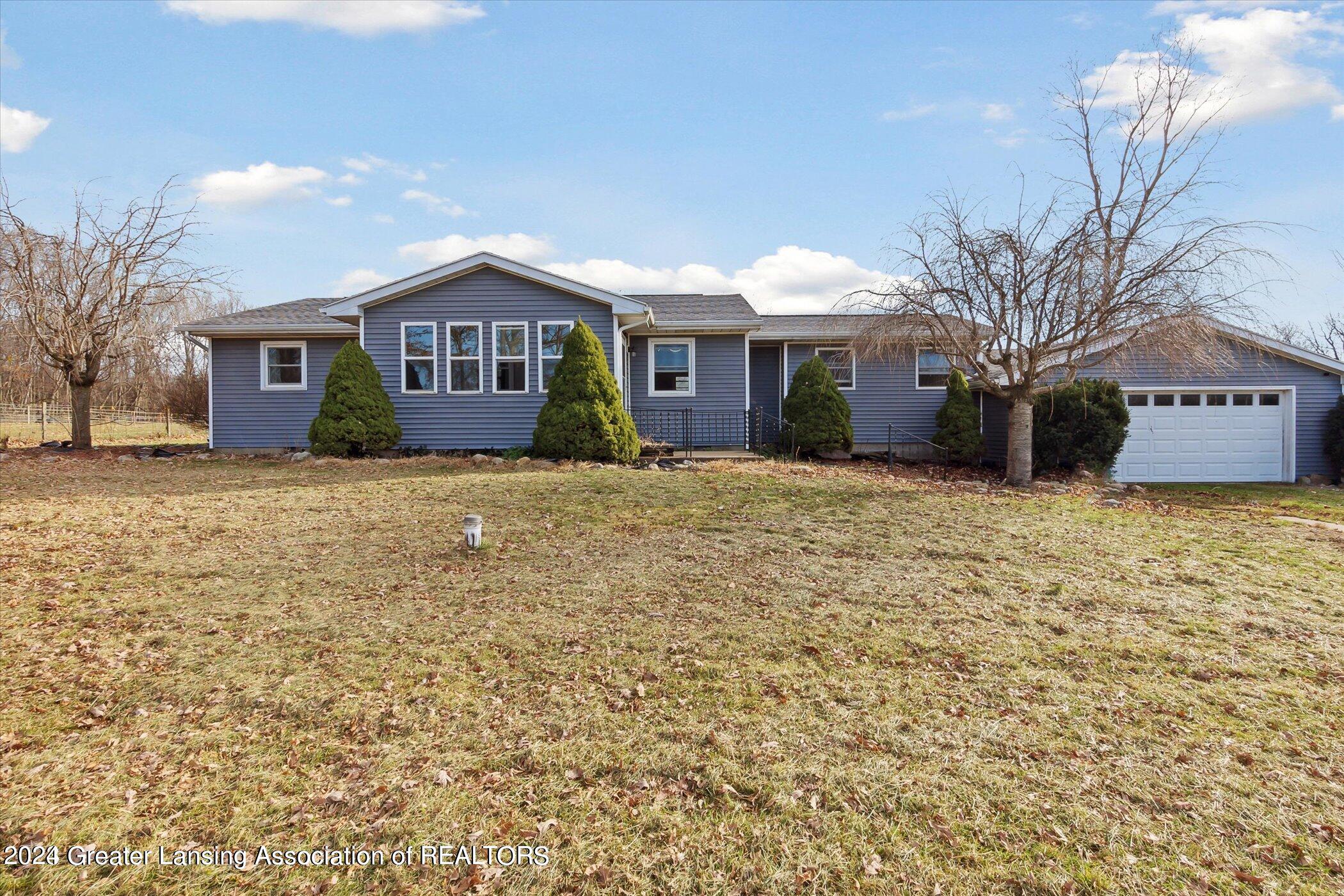 6715 McDonald Road Olivet, MI 49076 - Photo 3 of 39 20231120203317150544000000-o