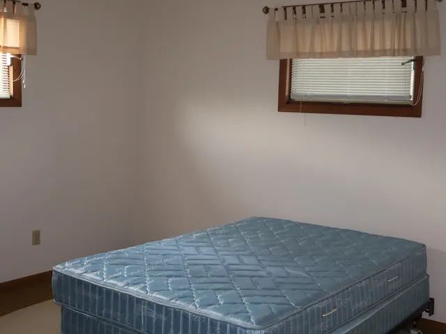 $175,000 | 1605 Sharon Road, Streator, IL 61364