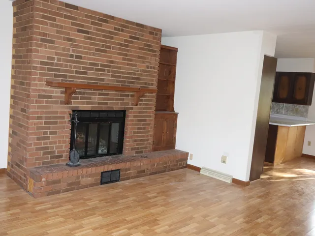 $175,000 | 1605 Sharon Road, Streator, IL 61364