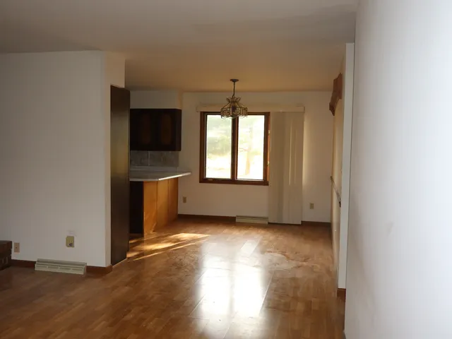 $175,000 | 1605 Sharon Road, Streator, IL 61364